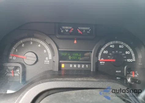 2011 Ford Econoline E350 Super Duty Wagon z USA, uszkodzony, nr VIN 1FBSS3BL3BDA64237